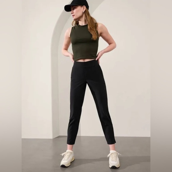 Athleta Pants - Athleta Brooklyn Ankle Pant Size 00 Black Pull on Slim Leg Knit Ribbed Panels